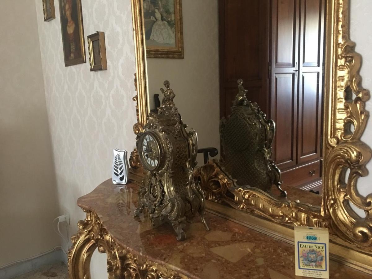 Apartament Dimora Montpellier Salerno Zewnętrze zdjęcie
